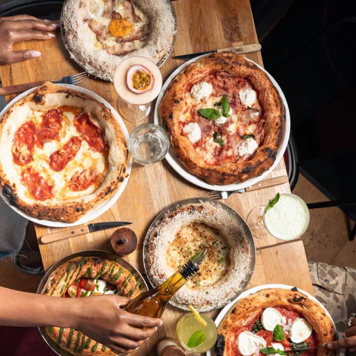 Table de pizzas Sonata vue du dessus